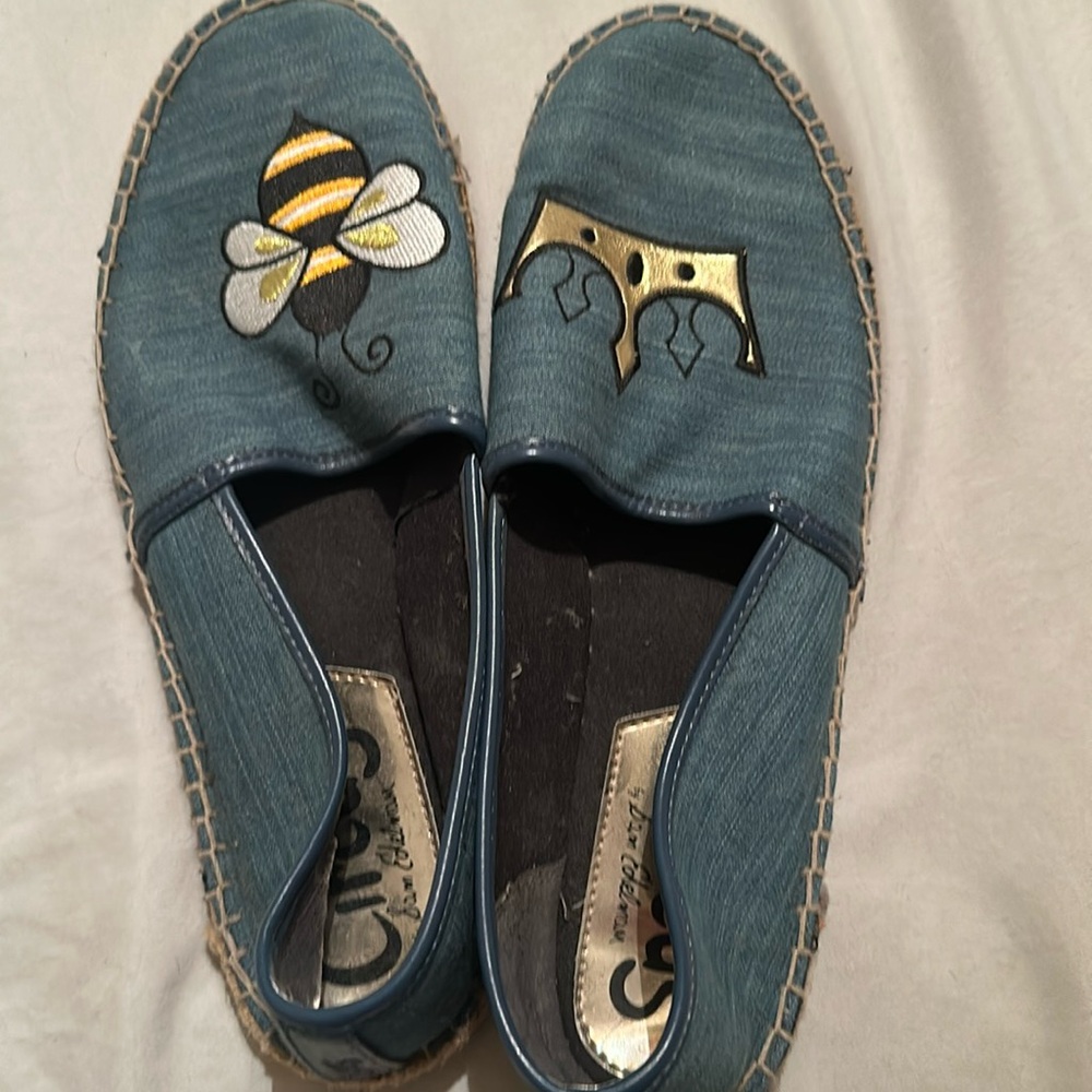 Queen Bee - Circus by Sam Edelmon wore a few times Size 9